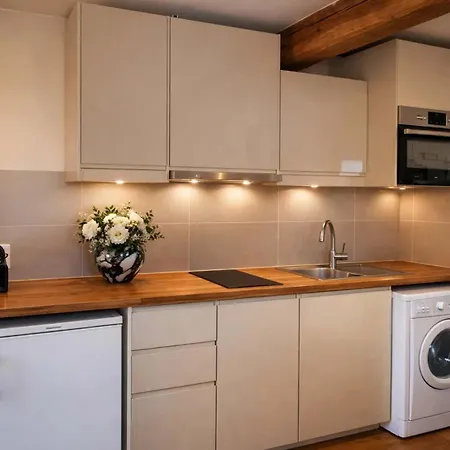 Chic In Notre-dame De Apartman