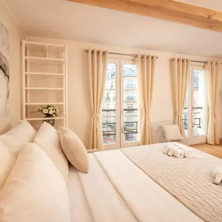 Apartman Chic In Notre-dame De *